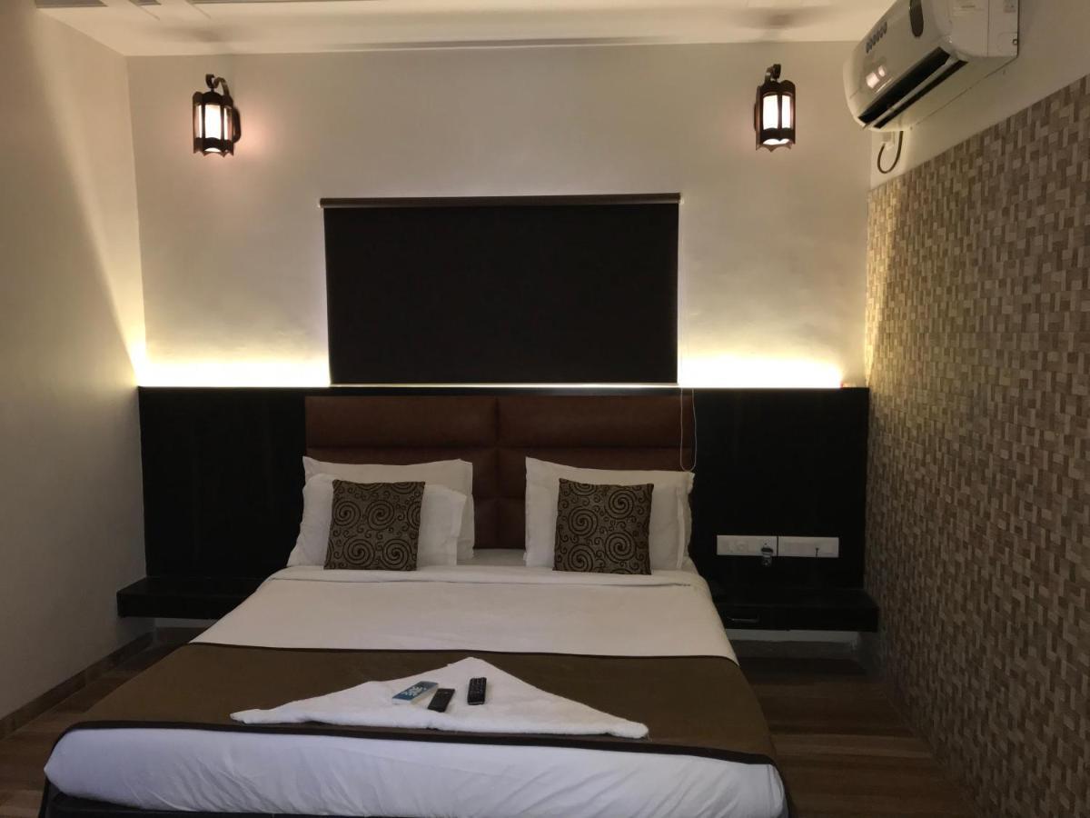 Hotel Sai Kripa Imperial Daman Zewnętrze zdjęcie